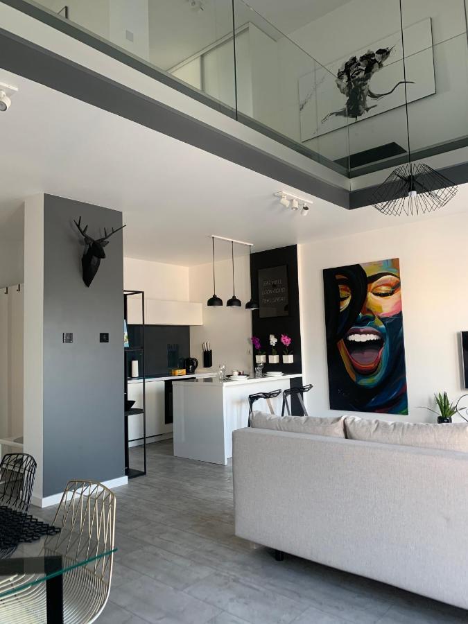 Ekskluzywny Penthouse Z Ogrodem W Centrum Lodzi Экстерьер фото