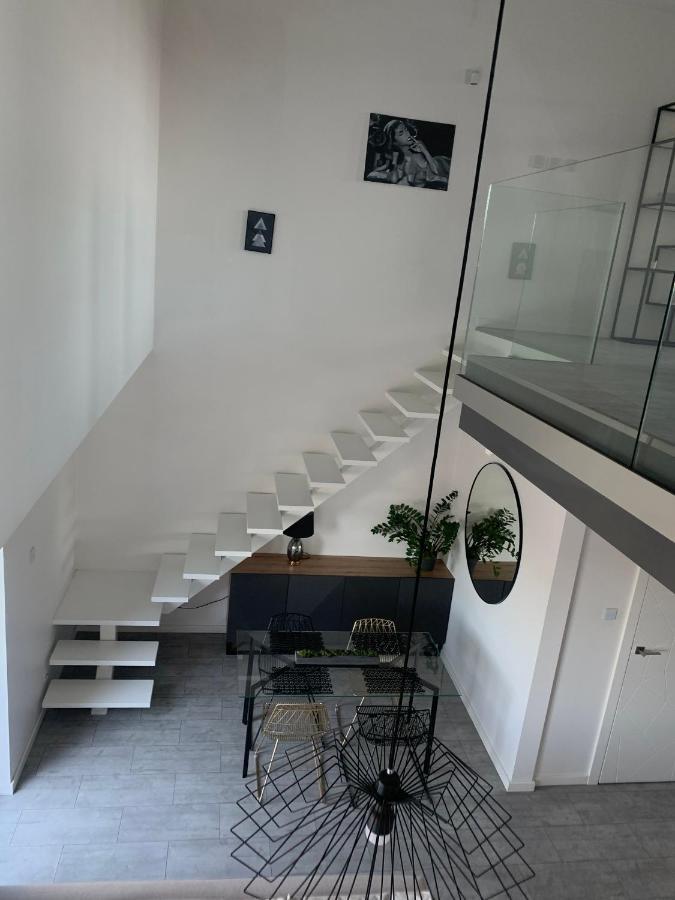 Ekskluzywny Penthouse Z Ogrodem W Centrum Lodzi Экстерьер фото
