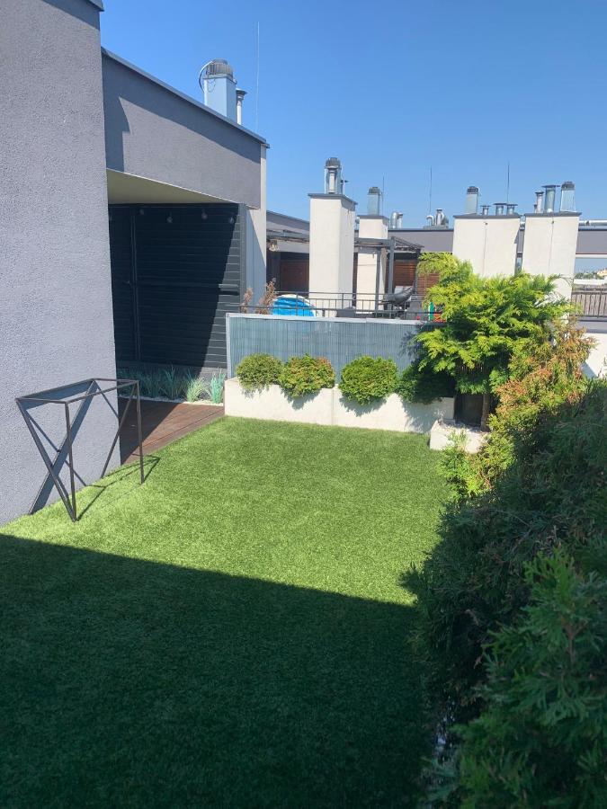 Ekskluzywny Penthouse Z Ogrodem W Centrum Lodzi Экстерьер фото