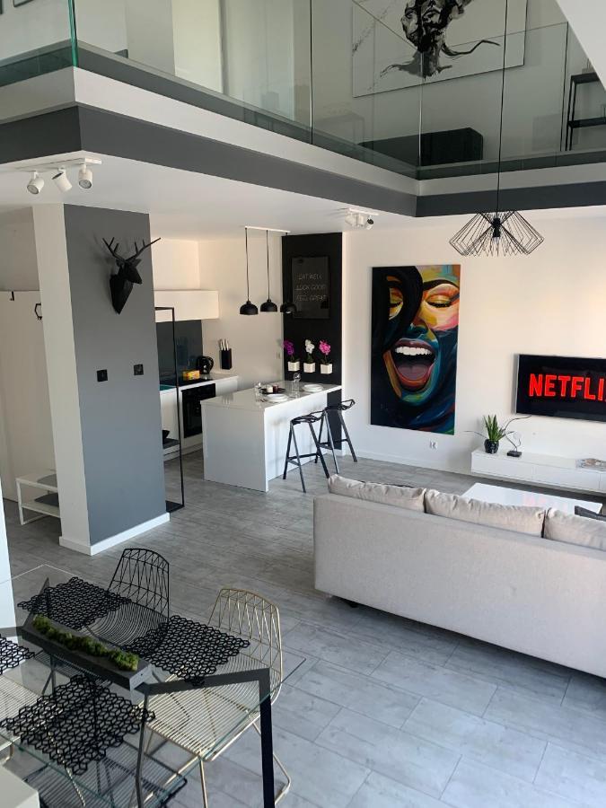 Ekskluzywny Penthouse Z Ogrodem W Centrum Lodzi Экстерьер фото