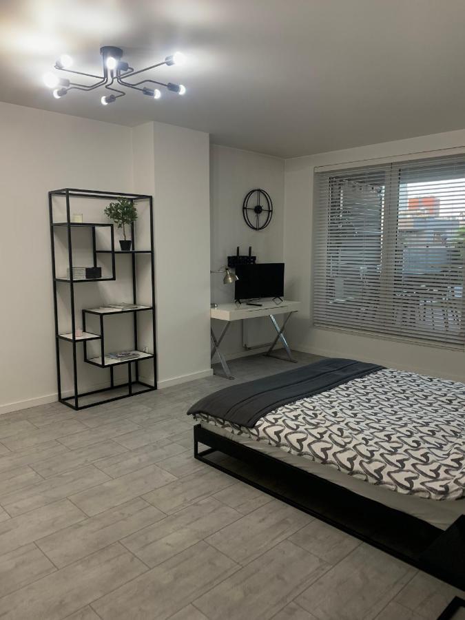 Ekskluzywny Penthouse Z Ogrodem W Centrum Lodzi Экстерьер фото
